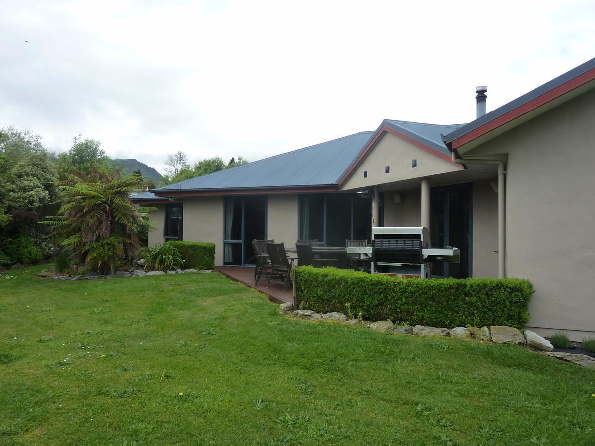 Pukeko Retreat Bed and Breakfast Takaka Exterior foto